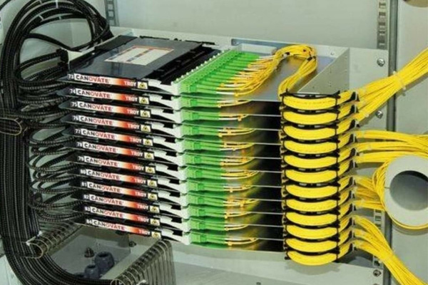 Elektroinstalacija Racunarskih Mreza - ElectricM
